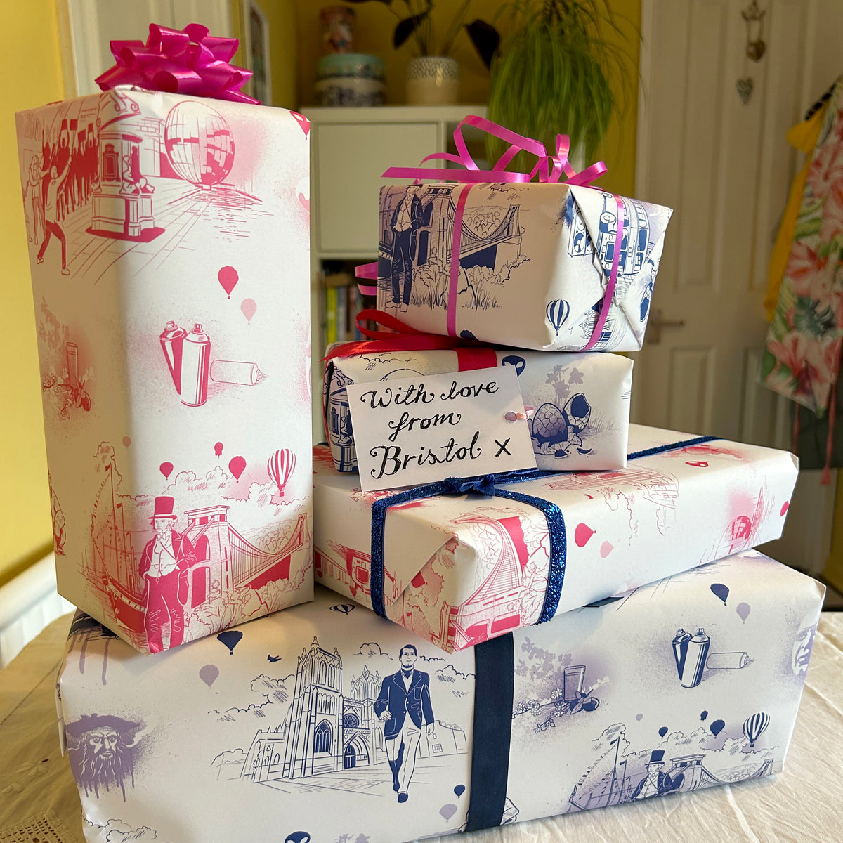 Bristol Icons Gift Wrap